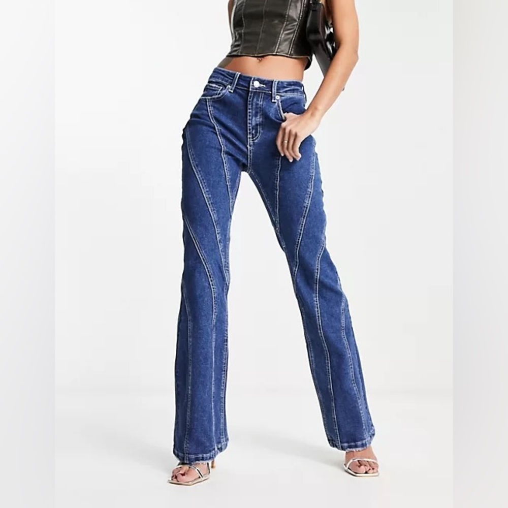 Signature 8 front seam straight leg jean boot cut in mid wash
